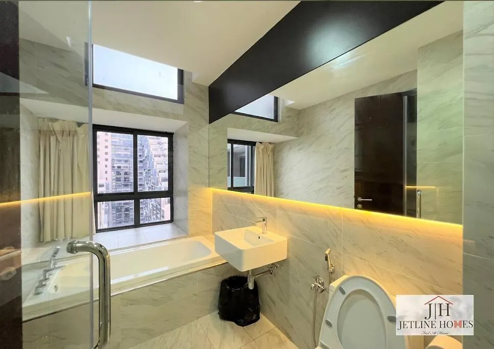 Apartment Melaka Raya Imperio Studio Pool View-2Pax-Wi-Fi